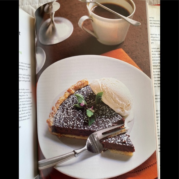 The Oprah Magazine Cookbook - Picture 8 of 11